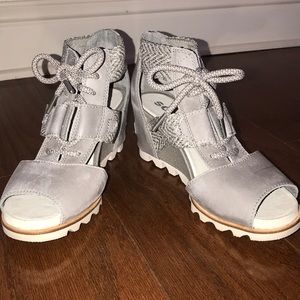 Women’s Sorel wedged sandals Size 8.5